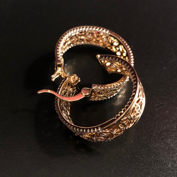 COPY - Swarovski 18k Gold-Plated Filigree Hoop Earrings - Picture 4 of 7